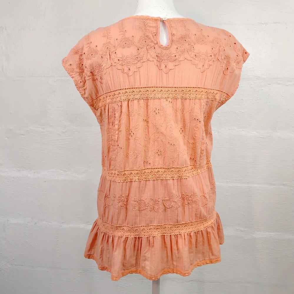 SUNDANCE EMBROIDERED PULLOVER TOP (936) - Picture 12 of 16